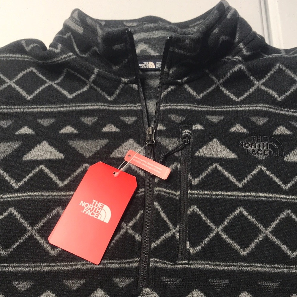 🆕 NORTH FACE Mens Black / Gray 1/4 Zip Sweatshirt - Picture 2 of 3